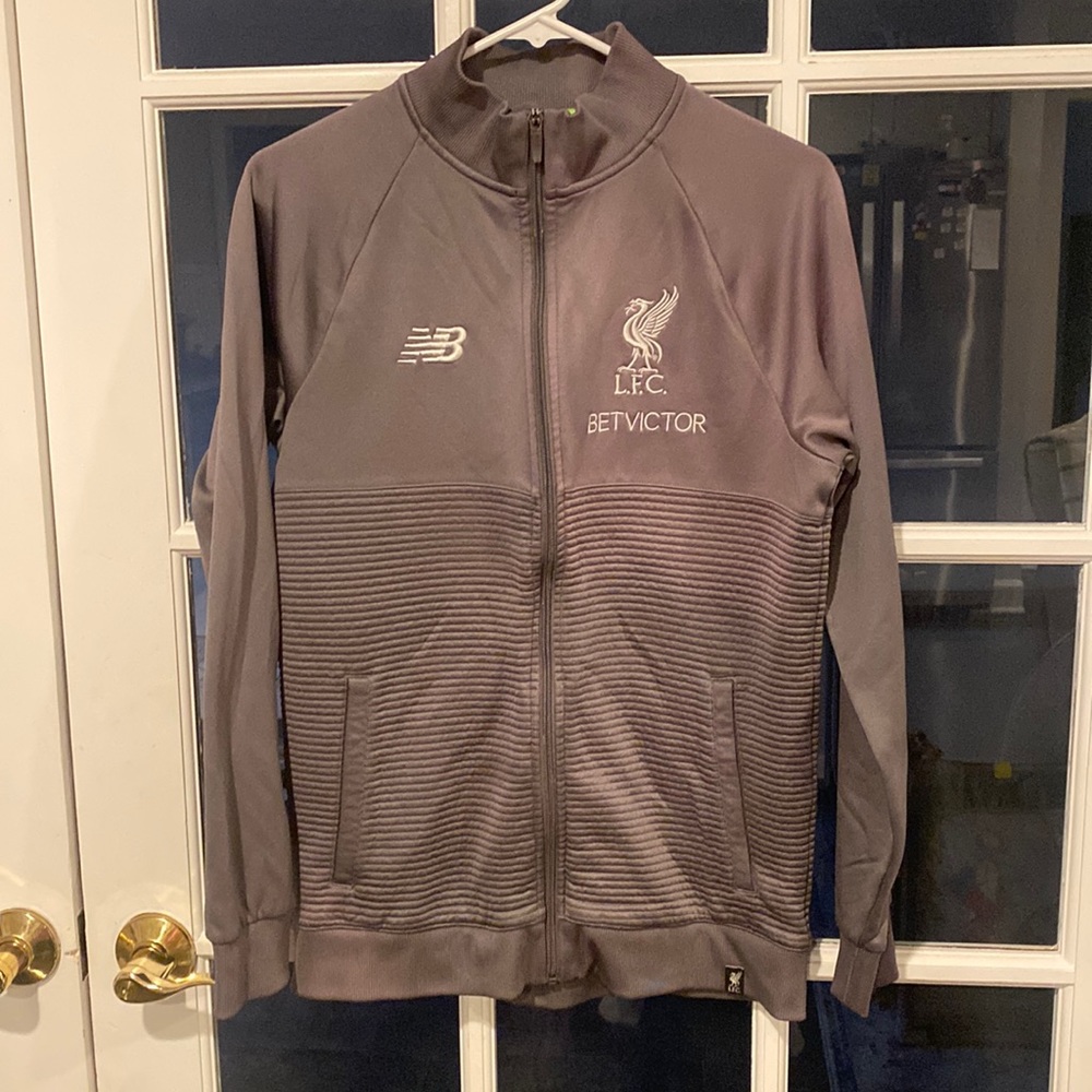 LFC Jacket Mens size medium New Balance